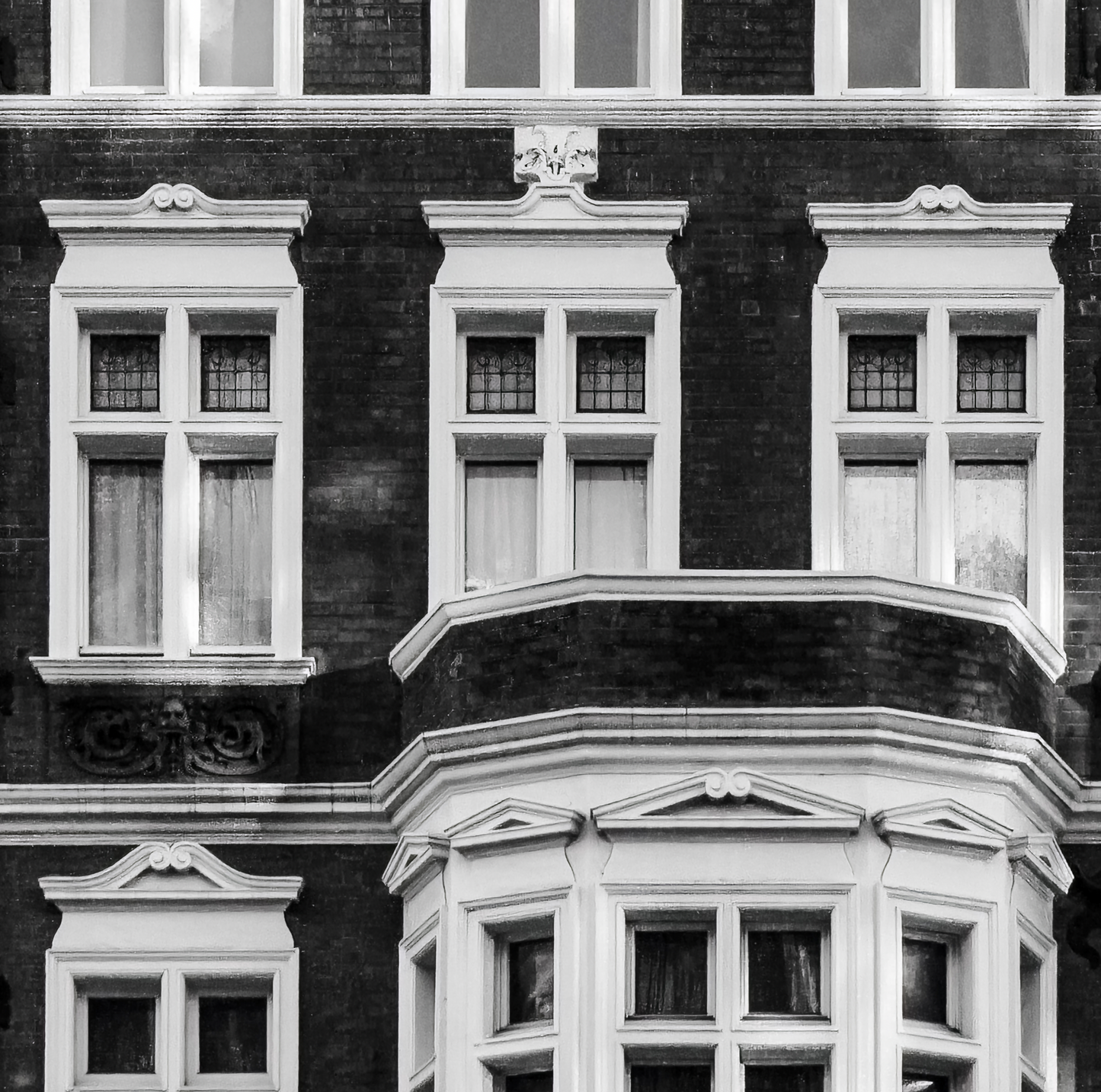 LONDON TOWNHOUSES