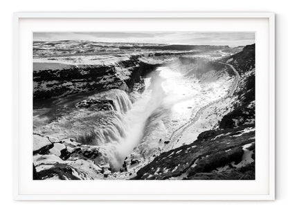 ICELAND WATERFALL