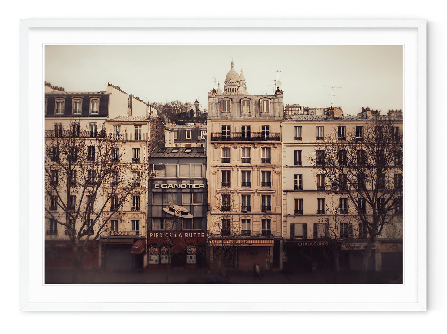 MONTMARTRE SHOPS