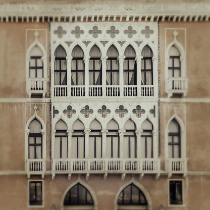 VENETIAN PALACE FAÇADE